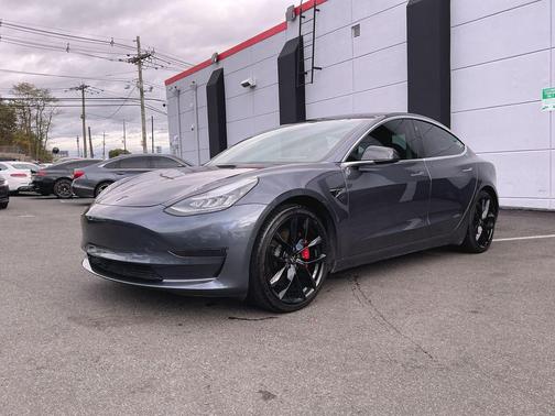 2020 Tesla Model 3 Performance