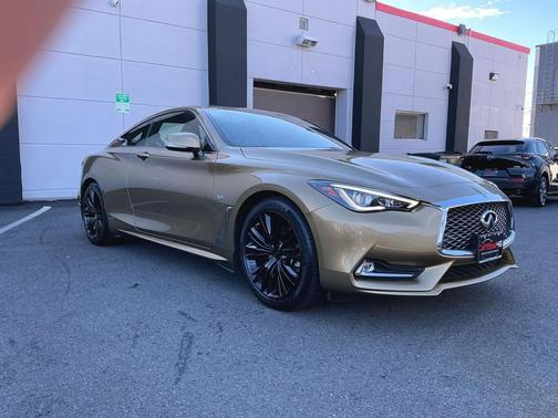 2018 INFINITI Q60 3.0T LUXE