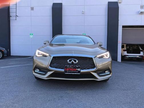 2018 INFINITI Q60 3.0T LUXE