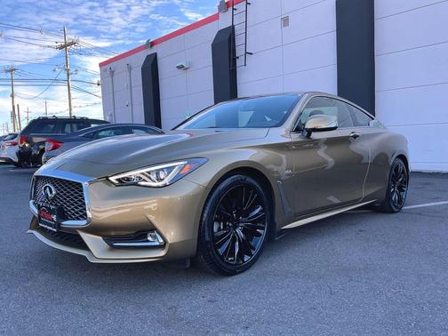 2018 INFINITI Q60 3.0T LUXE