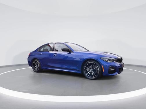 2022 BMW 330 xDrive
