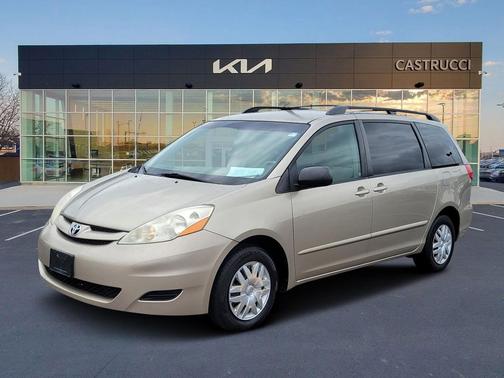 2010 Toyota Sienna LE