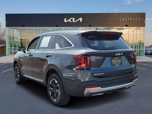 2024 Kia Sorento S
