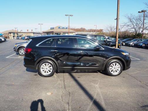2019 Kia Sorento L