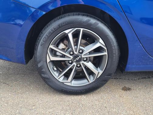 Deep Sea Blue 2023 Kia Forte LXS
