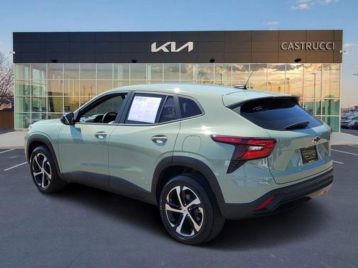 Cacti Green 2024 Chevrolet Trax FWD 1RS