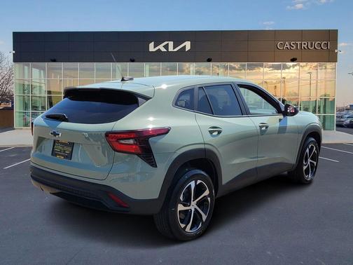 Cacti Green 2024 Chevrolet Trax FWD 1RS