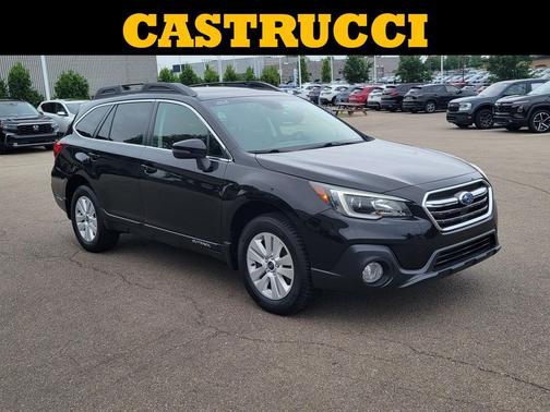 Crystal Black Silica 2019 Subaru Outback 2.5i Premium