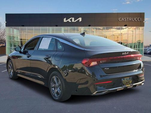 2022 Kia K5 LXS