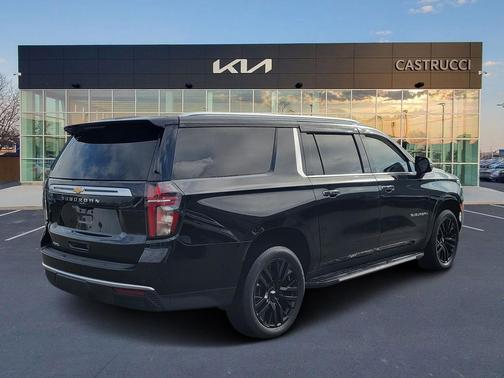 2023 Chevrolet Suburban 4WD High Country