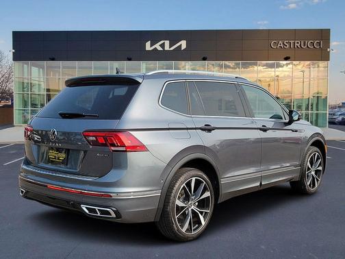 2022 Volkswagen Tiguan 2.0T SEL R-Line 4MOTION