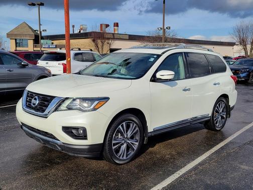 2019 Nissan Pathfinder Platinum