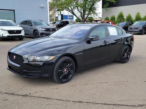 Narvik Black 2018 Jaguar XE 25t Prestige