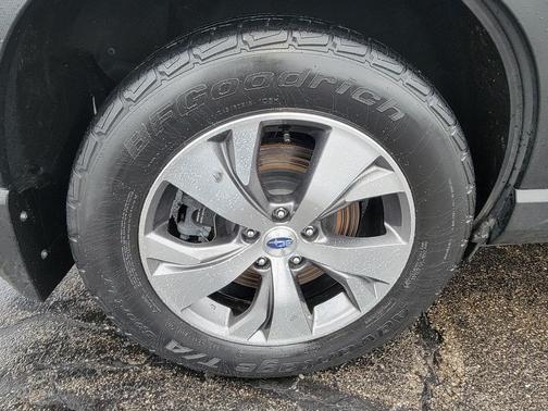 Magnetite Gray Metallic 2019 Subaru Ascent Premium 7-Passenger