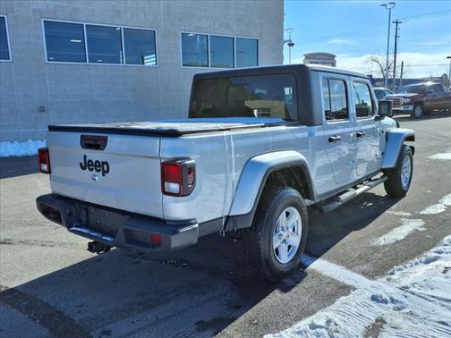 2022 Jeep Gladiator Sport S