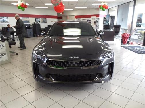 2023 Kia Stinger GT2