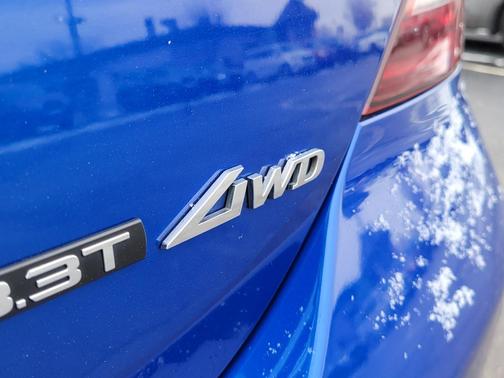 2022 Genesis G70 3.3T AWD