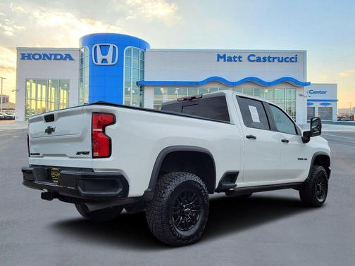 2024 Chevrolet Silverado 2500 4WD Crew Cab Standard Bed ZR2