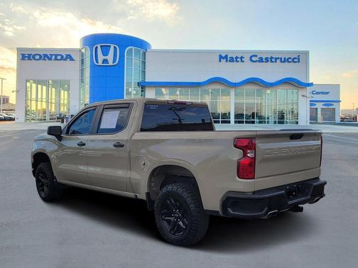 2022 Chevrolet Silverado 1500 Custom Trail Boss