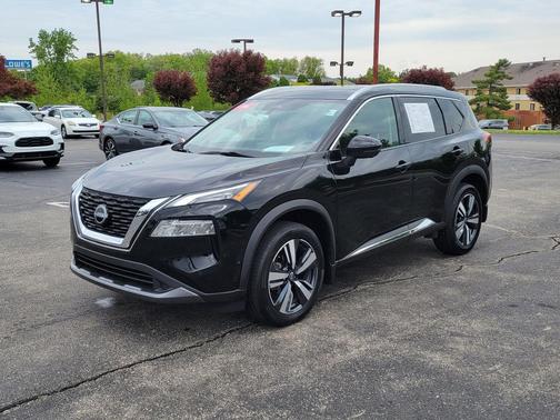 Super Black 2023 Nissan Rogue SL