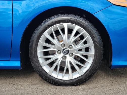 2019 Toyota Camry XLE