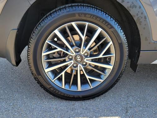 Magnetic Force 2021 Hyundai TUCSON SEL