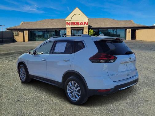 2020 Nissan Rogue SV