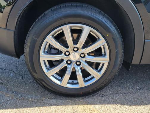 Stellar Black Metallic 2019 Cadillac XT4 Premium Luxury