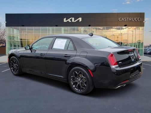 2019 Chrysler 300 Touring