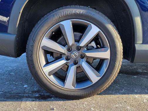 2023 Honda Pilot Touring 8-Passenger