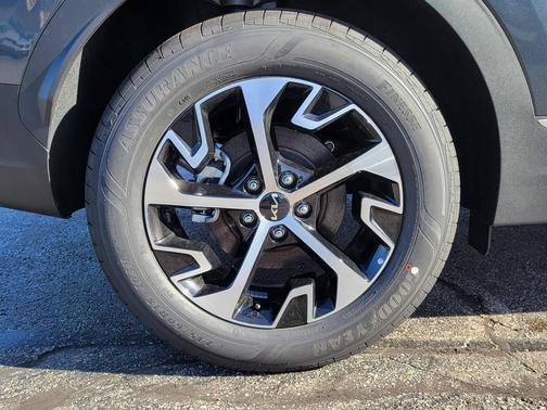 2025 Kia Sportage Hybrid EX