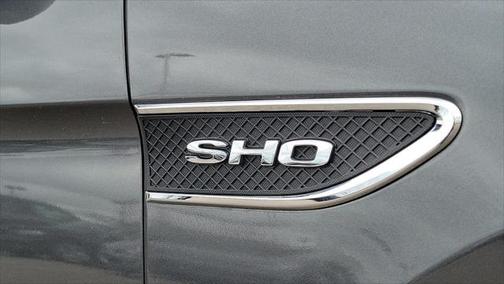2016 Ford Taurus SHO