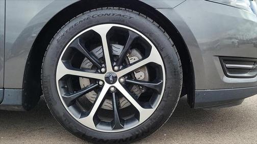 2016 Ford Taurus SHO