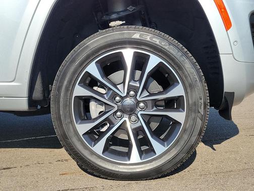 2024 Jeep Grand Cherokee L Overland