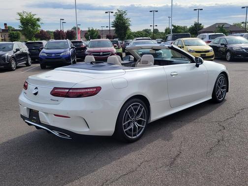 WHITE 2021 Mercedes-Benz E-Class 4MATIC