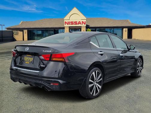 2021 Nissan Altima Platinum Intelligent AWD