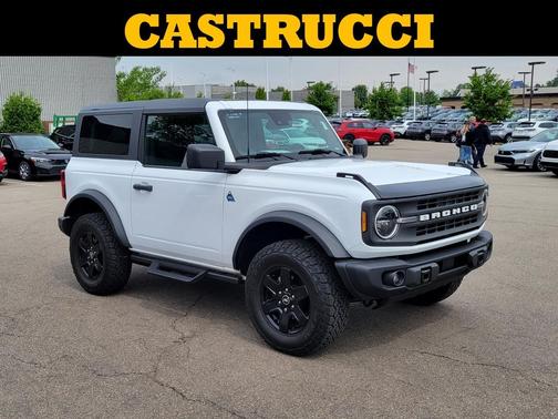 Oxford White 2024 Ford Bronco Black Diamond