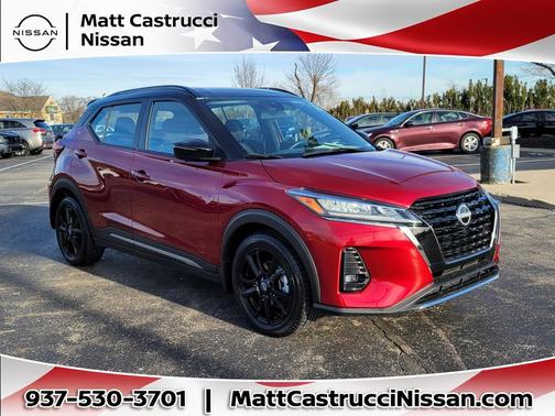 2022 Nissan Kicks SR