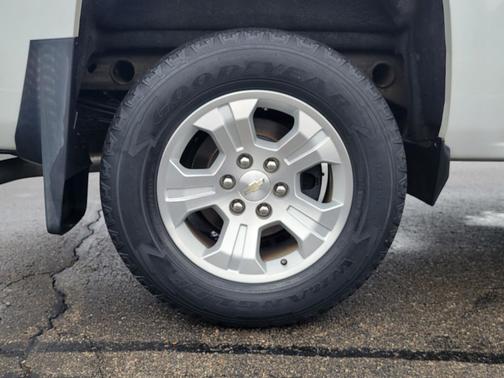 2017 Chevrolet Silverado 1500 2LT