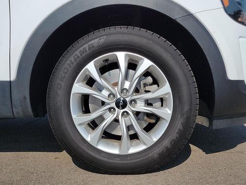 2022 Kia Telluride LX