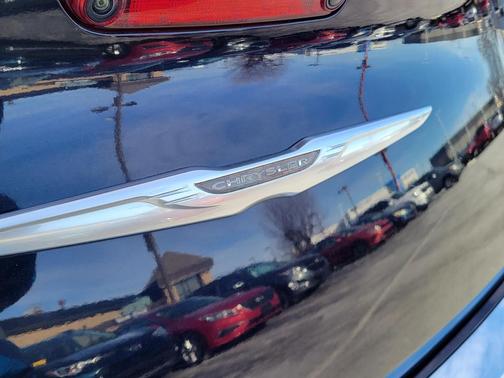 2012 Chrysler 300 Limited