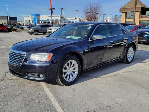 2012 Chrysler 300 Limited