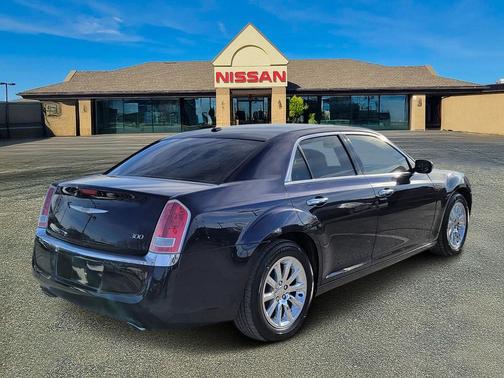 2012 Chrysler 300 Limited