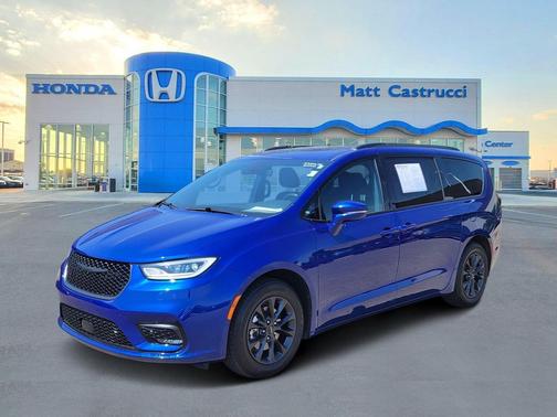 Ocean Blue Metallic 2021 Chrysler Pacifica Touring