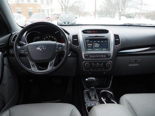 2015 Kia Sorento SX
