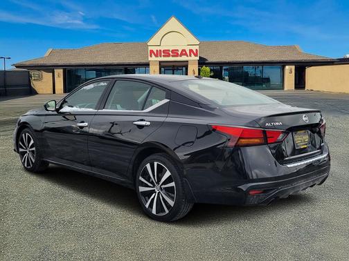 2021 Nissan Altima Platinum Intelligent AWD