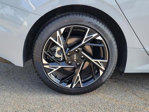 Wolf Gray 2025 Kia K5 GT-Line
