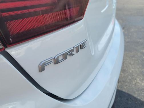2024 Kia Forte GT