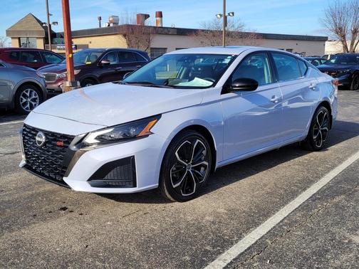 2024 Nissan Altima SR Intelligent AWD
