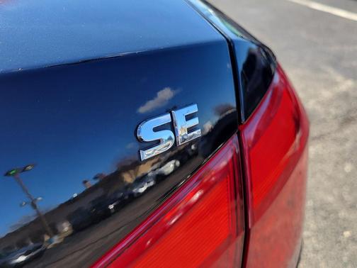 2012 Volkswagen Passat 2.5 SE